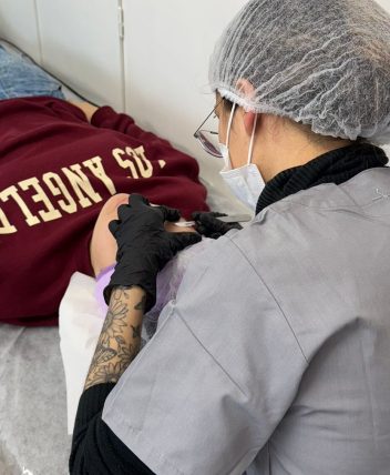 01e387e9-14bd-419e-9933-f0aa845ad7fa 2