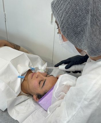 561b1a9d-6f0a-43c7-99c7-6ac44900a57d 3