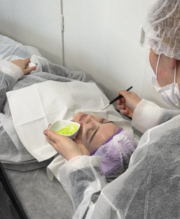 83fa71aa-2e79-4b2f-bea9-55d6824af7ff